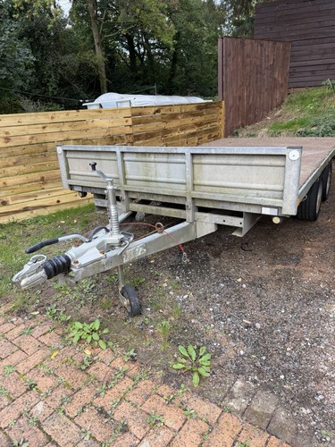 Used trailers flatbed - used,